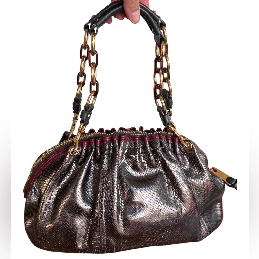 Authentic MARC JACOBS Anthracite Python Capra GM Clutch Shoulder Bag - Picture 2 of 16
